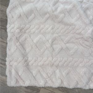 Cozy Textured throw pillow case-needs filler